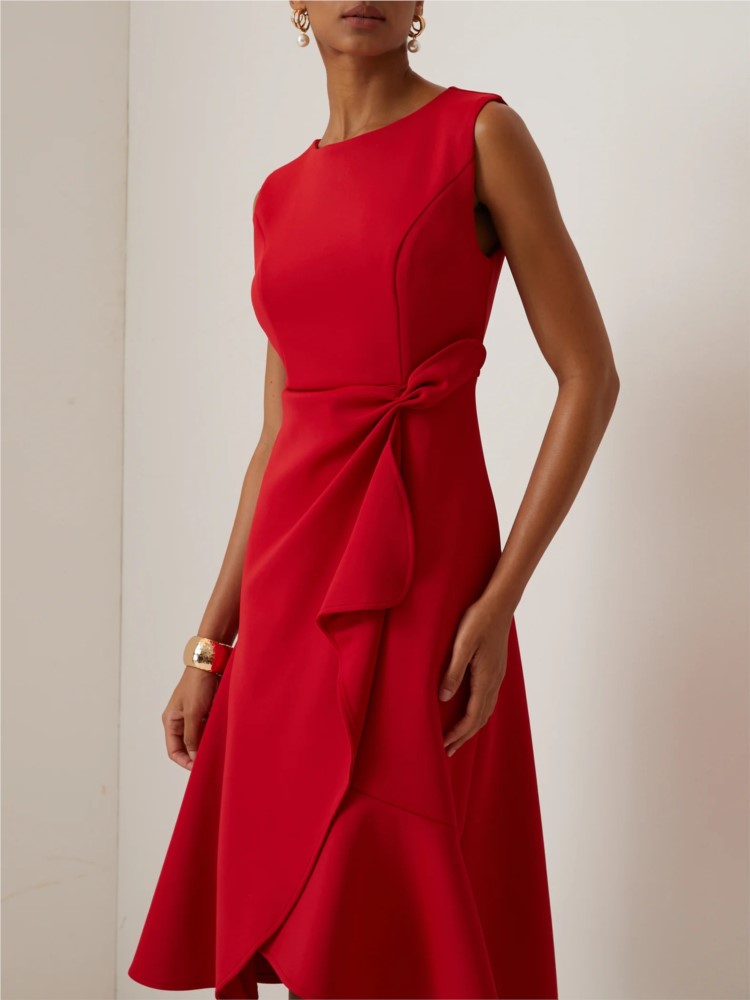 Winter Clothing Drawing - ชุดราตรีผู้หญิงสุดหรู สำหรับฤดูใบไม้ร่วงและฤดูหนาว ดีไซน์ทันสมัย แขนกุด เอวสูง ทรงยาว