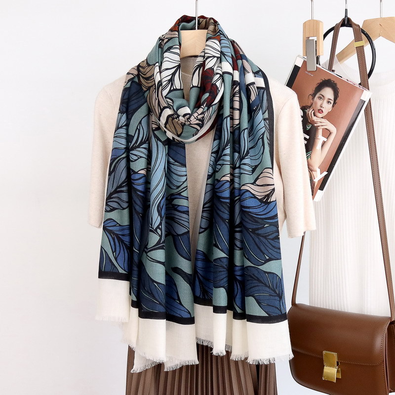 ผ้าคลุมไหล่แคชเมียร์พู่ยาว ผ้า - Winter Clothing Hong Kong บทวิจารณ์และราคา